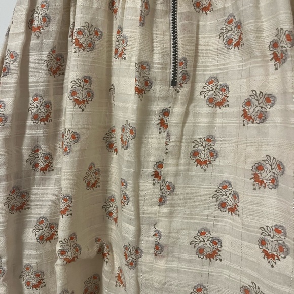 Club Monaco Eggshell Cotton Boho Dress with Shimmer | Size 6 - Picture 9 of 9